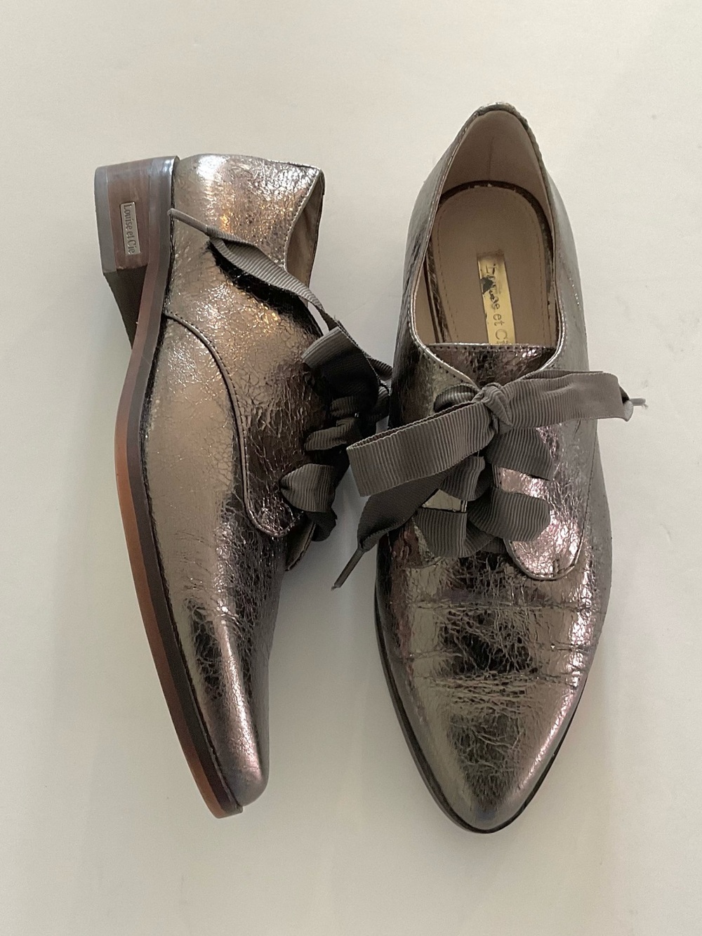 LOUISE ET CIE Lo Adwin Leather Oxford in Crinkled Bronze Size 6